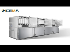 Le macchine giganti di ghiaccio creano meraviglie di ghiaccio.