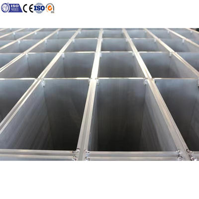 6450*2360*2530mm L*W*H macchina per la fabbricazione di blocchi di ghiaccio secco per una capacità giornaliera da 1 a 10 tonnellate