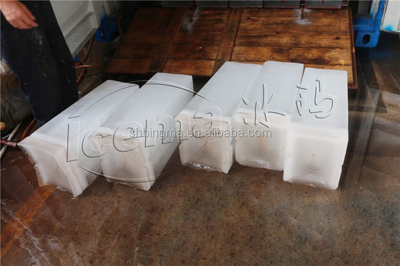 Macchine per la fabbricazione di blocchi di ghiaccio di grande capacità con macchine per la fabbricazione di blocchi di ghiaccio 2T