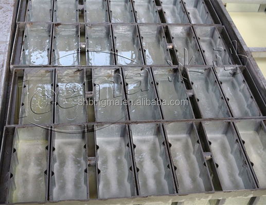 Macchina per lo stampaggio di blocchi di ghiaccio per frigorifero a forma di macchina Brind