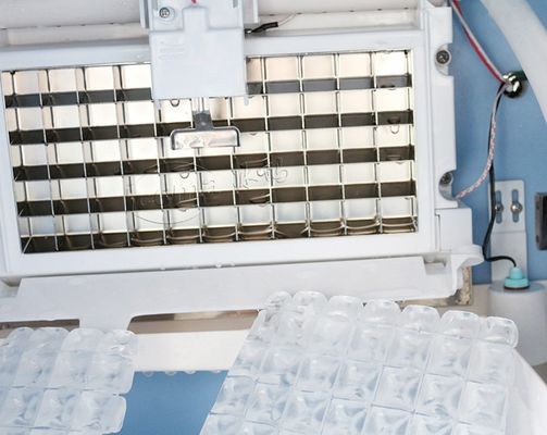 Macchina per la produzione di cubetti di ghiaccio automatica commerciale piccola da 36 kg / 24 ore