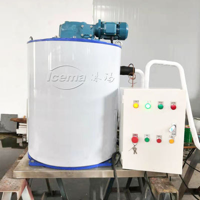Buon prezzo Macchina per il ghiaccio a scaglie di acqua di mare commerciale da 1 tonnellata 400 kg 380 V in linea