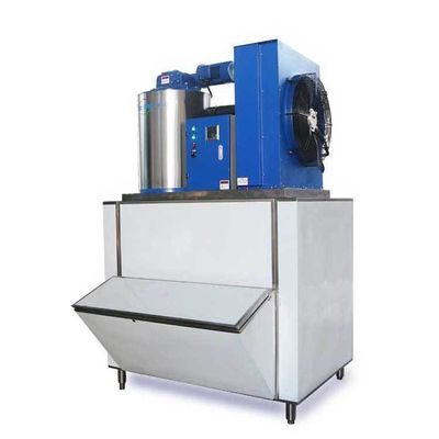 Buon prezzo Condensazione di raffreddamento con acqua 1000 kg Macchina per la produzione di ghiaccio a fiocchi con contenitore di ghiaccio in linea